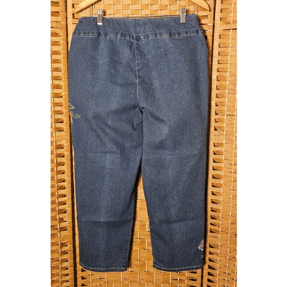 Alfred Dunner Cropped Embroidered Jeans Size 12 - Picture 3 of 5